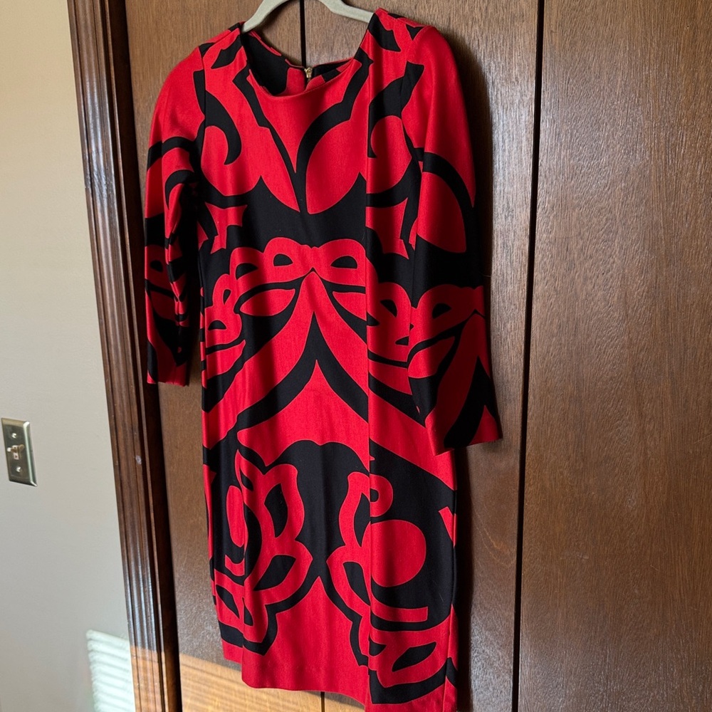 Just...Taylor Red and Black Long Sleeve Dress